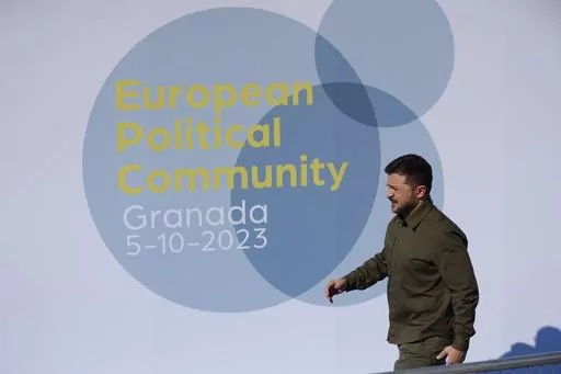 Ukraine's President Volodymyr Zelenskyy arrives at the Europe Summit in Granada, Spain, Thursday, Oct. 5, 2023. Some 50 European leaders are gathering in southern Spain's Granada on Thursday to stress that they stand by Ukraine, at a time when Western resolve appears somewhat weakened. Ukrainian President Volodymyr Zelenskyy will be there to hear it. (AP Photo/Fermin Rodriguez)