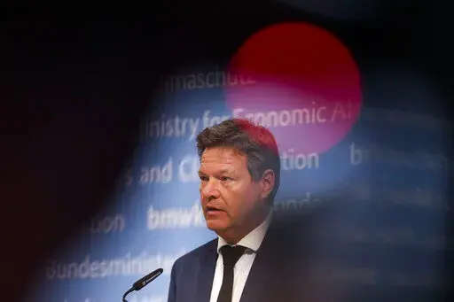 German Economy and Climate Minister Robert Habeck speakes during a news conference in Berlin, Germany, Thursday, June 23, 2022. (AP Photo/Markus Schreiber)